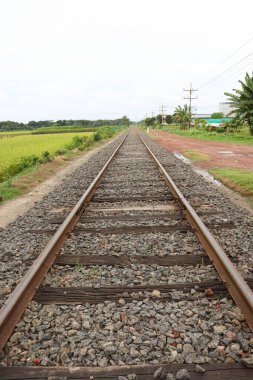 Demiryolu için zemindeki dar gösterge