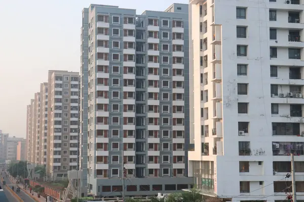 Bangladeş 'teki Dhaka City' deki apartman dairesi kiralık ve satılık.