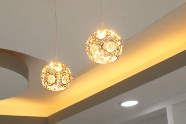 Şık görünümü için mühürlü Kristal Kolye Işığı