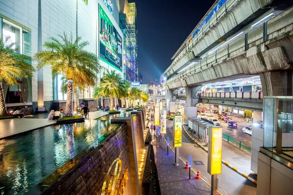 Thailand Bangkok April 2022 Rama Väg Och Siam Shoppingdistrikt Natten — Stockfoto