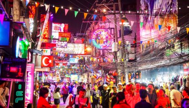 Pattaya, Tayland 'da Yürüyen Sokak ve gece hayatı 2023