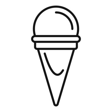 Serin bir dondurma külahı yiyerek ferahlatıcı bir ziyafetin tadını çıkarıyorum.