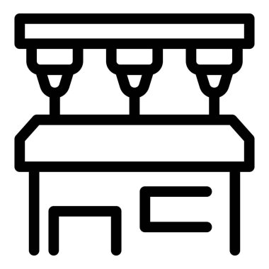 Bir kahve makinesinin çizgi sanat simgesi aynı anda üç fincan kahve hazırlıyor.