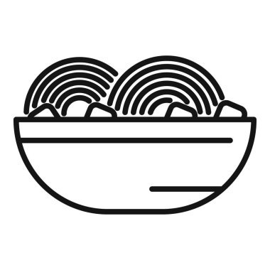 Bir kase dolusu domuz etli erişte ve yeşil soğanlı erişte masada pişiyor.