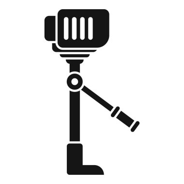 Podcast ya da diğer ses içeriğini kaydetmeye hazır, tripodun üzerinde duran profesyonel mikrofon.