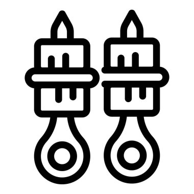 Tamirci iki motor pistonunu kameraya gösteriyor.