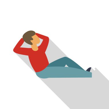 Genç adam elleri başının arkasında sırt üstü uzanıyor, rahatlıyor.