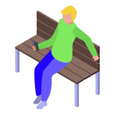 Genç adam parktaki bankta otururken akıllı telefonunu kullanıyor.