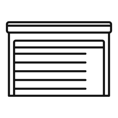 Otomatik garaj kapısı, bina girişini koruyan metal silindir panjurla kapanıyor.