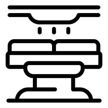 Yangın söndürme sistemi, yangın güvenliği kavramını göstermek için kanepenin üzerine su püskürtüyor.