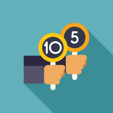 Ellerinde 10 ve 5 numaralarla puanları tutan eller, yüksek puan veriyor.