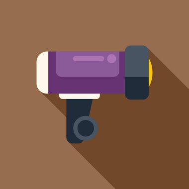 Mor ve gri harici flaş birimi kahverengi arka planda uzun gölgelerle aydınlanıyor