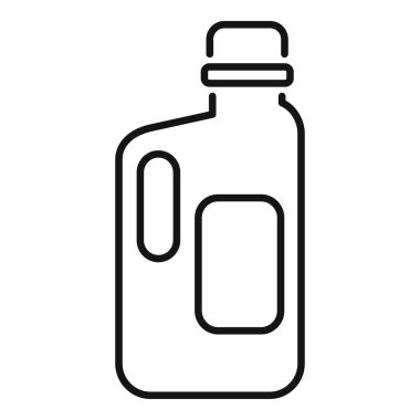 Ölçme kabı ve boş etiketli deterjan şişesi beyaz arka planda duruyor.