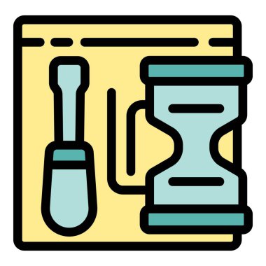 Elektronik sigara kullanıcısı Vape cihazını araçlar ve e-sıvı kullanarak hazırlıyor