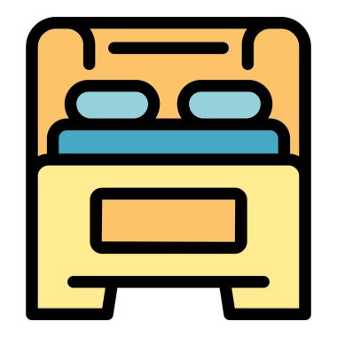 İki yastıklı rahat bir çift kişilik yatak ve bir battaniye. Huzurlu bir gece uykusunu temsil etmek için mükemmel.