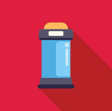 Taşınabilir blender sağlıklı bir meyve suyu karıştırıyor, hareket halinde olan insanlar için mükemmel.