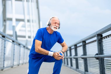 Son sınıf öğrencisi koşarken dizinden ağrıyordu..