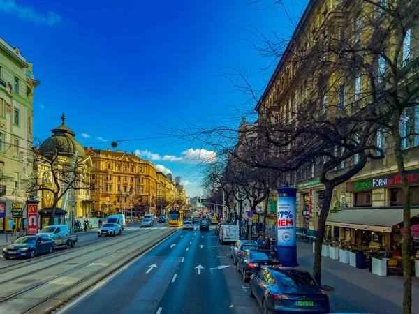 Budapesht Ungarn Februar 2023 Auf Der Straße Der Stadt Budapest — Stockfoto