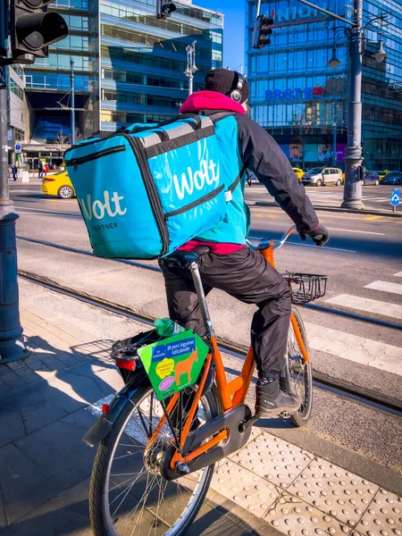 Budapesht Hungary February 2023 Male Courier Wolt Online Courier Service — Stock Photo, Image