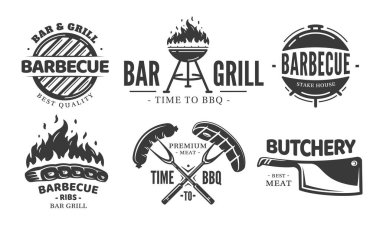Izgara logosu beyaz arka planda izole edildi. Barbekü etiketleri klasik koleksiyonlar. Tasarım elementleri, bbq, ızgara, et, çatal, bıçak ve güney çayı. Alevli barbekü şablonu. Vektör illüstrasyonu