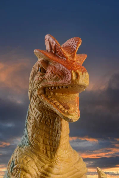 Toy Allosaurus Dinoszuar Hogy Élt Jurassic Időszakban Elszigetelt Égen Háttér — Stock Fotó