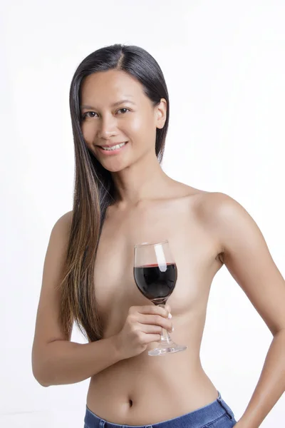 Young Asian Woman Posing Topless Holding Glass Red Wine Isolated — Stock Photo, Image