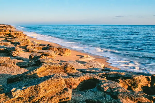 一个美丽的清晨 沿着美国佛罗里达州的大西洋海岸 — 图库照片