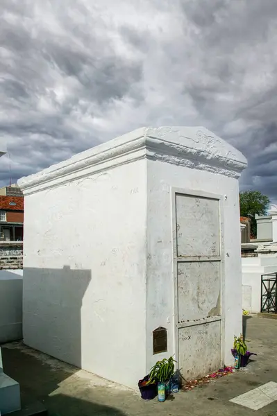 Marie Laveau Very Famous Practitioner Voodoo Her Mausoleum Louis Cemetery — Stock Photo, Image