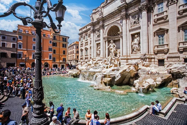 Zabytkowa Fontanna Trevi Popularnym Miejscem Turystycznym Rzymie Włochy Europa — Zdjęcie stockowe