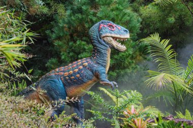 Genç Tyrannosaurus Rex Kretase döneminin sonlarından. Boyu 12 metreye kadar çıkıyor ve ağırlığı 6 tona kadar çıkıyor. Birleşik Devletler, Kuzey Amerika