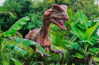 Dilophosaurus (yani, çift tepeli sürüngen dinozor erken Jurasik dönemden. Birleşik Devletler, Kuzey Amerika