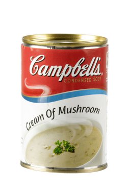 Manila Filipinleri 08 Ekim 2023 Bir kutu yoğunlaştırılmış Asya mantar çorbası beyaz arka planda izole edilmiş fotokopi alanı ile