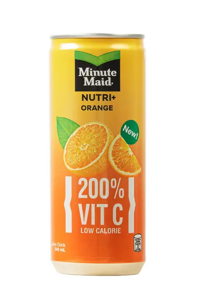 Close Uma Lata Gelada Deliciosa Bebida Minute Maid Orange Isolada — Fotografia de Stock