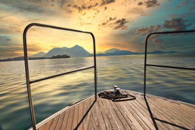 Maggiore Gölü 'nün güzel resimleri