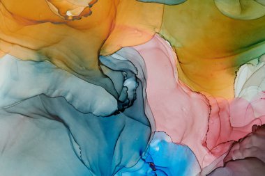 Alkol mürekkebi tekniğinde doğal lüks, soyut, akışkan sanat resimleri. Şefkatli ve rüya gibi duvar kağıtları. Renklerin karışımı şeffaf dalgalar ve altın girdaplar yaratır. Posterler ve diğer basılı materyaller için