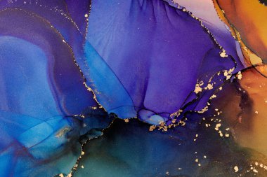 Alkol mürekkebi tekniğinde doğal lüks, soyut, akışkan sanat resimleri. Şefkatli ve rüya gibi duvar kağıtları. Renklerin karışımı şeffaf dalgalar ve altın girdaplar yaratır. Posterler ve diğer basılı materyaller için