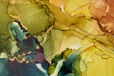 Yarı saydam renklerin akıntısı metalik altın damarlarla iç içe geçerek organik lüks manzarayı şekillendiriyor. Bu akışkan sanat, soyut sıvı mürekkep tekniği, ışık ve gölge serbest dokular arasında dans eder.