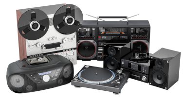Klasik makaradan makaraya kayıt cihazı, teyp kutusu, pikabın pikabı ve modern stereo sistemi. Müzik aletlerinin evrimi, konsept. Beyaz arkaplanda 3B görüntüleme izole edildi