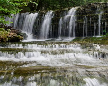 Michigan Yarımadası 'ndaki au Train Şelalesi