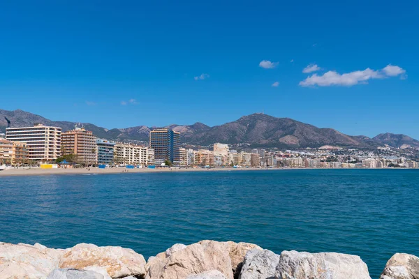 Fuengirola Havsnära Spanien Playa Los Boliches Med Hotell Lägenheter Berg — Stockfoto