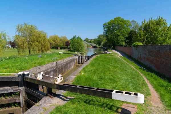 Devizes Wiltshire Caen Zamyka Wiele Śluz Kennet Avon Canal Anglia — Zdjęcie stockowe