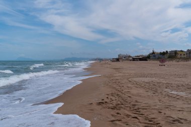 Gandia ve Cullera İspanya arasındaki Xeraco kumlu plajı