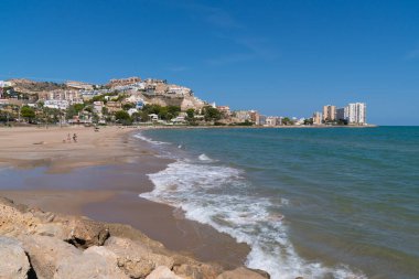Platja Cap Blanc plajı Cullera İspanya güzel Akdeniz ve dalgalar