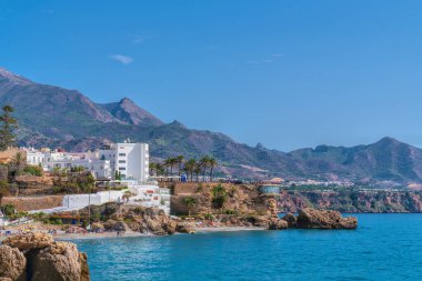 Nerja İspanya kayalık Costa del Sol Akdeniz kıyısı Endülüs manzaralı Europa Balkonu