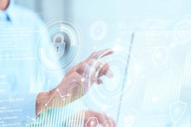 Holografik Arayüz Tasarımı ile Yenilikçi Dijital Güvenlik Konsepti, Veri Şifreleme Araçlarını Gösterme, Sanal Grafiklerle Etkileşim Gösterme ve Veri Koruması Yapan Kilit Simgesi