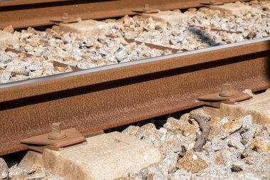 Demiryolu hattının yakın plan detaylı görüntüsü