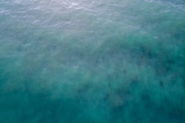 Αεροφωτογραφία Καθαρή Υφή Θαλασσινού Νερού Θέα Από Ψηλά Φυσικό Μπλε — Φωτογραφία Αρχείου