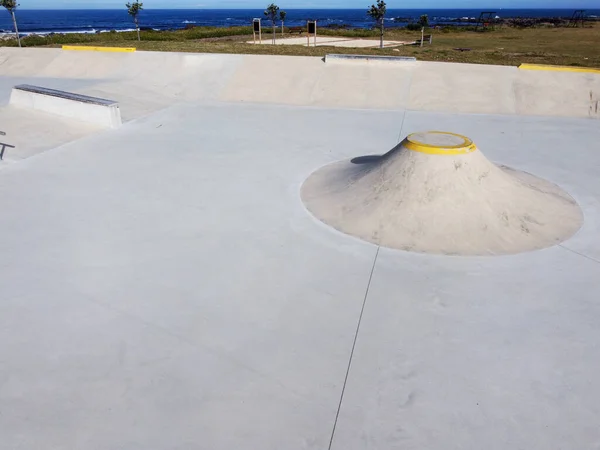 Widok Lotu Ptaka Skatepark Pobliżu Morza — Zdjęcie stockowe