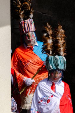 Bonitas: Galiçya, İspanya 'daki Sande karnavalının geleneksel kostümü