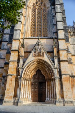 Ortaçağ manastırı Santa Maria da Vitoria, Batalha. Unesco Dünya Mirasları Bölgesi Portekiz